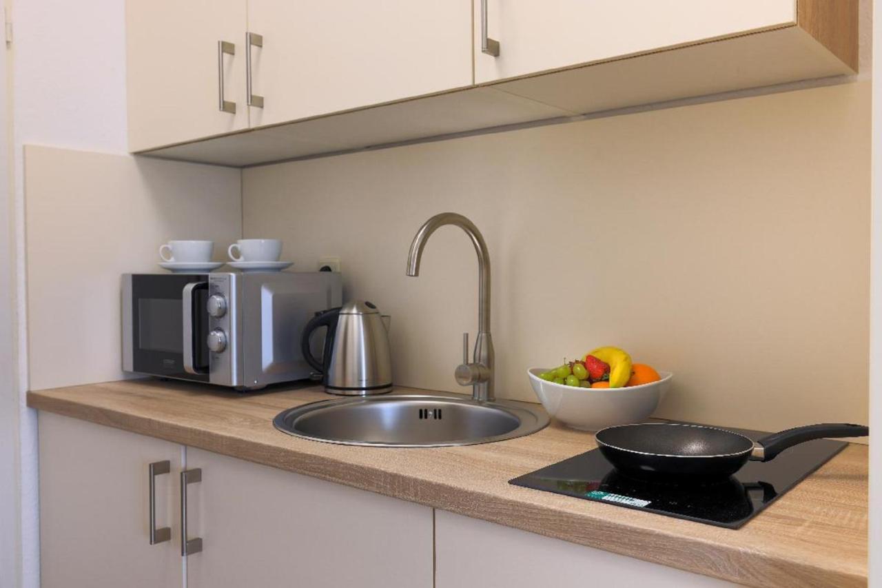 סנקט אנגלמר Edelweiss - Appartements & Cafe מראה חיצוני תמונה
